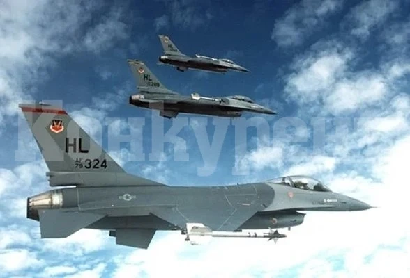 8 китайски военни самолети летят към Тайван