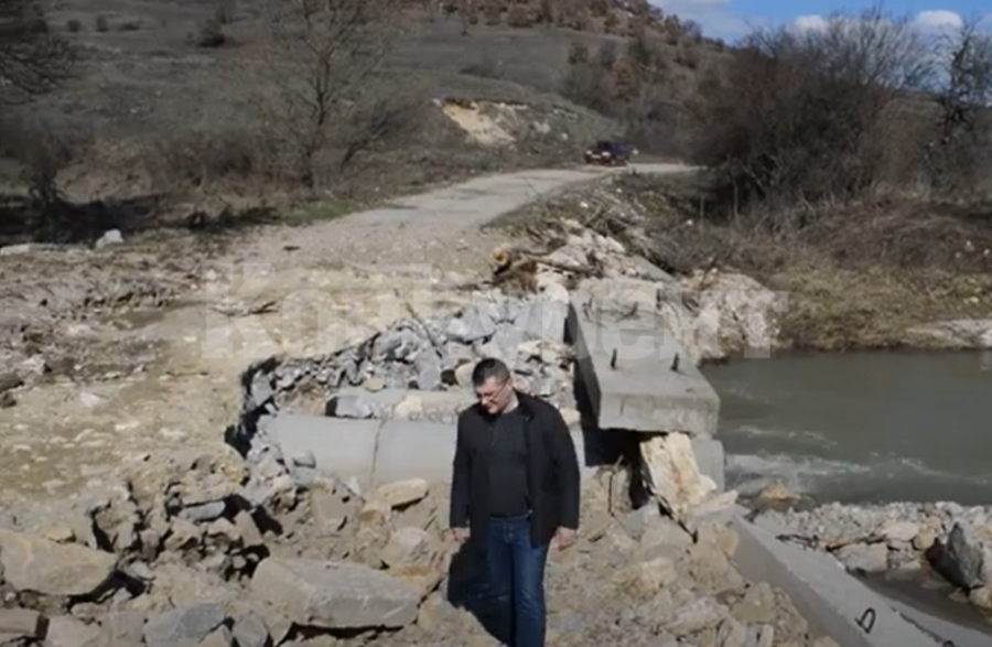 ОТ ГОДИНИ Село във Видинско е откъснато от света СНИМКИ