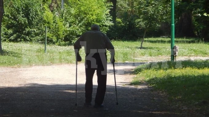 Възрастни и хора с увреждания във Видинско получават здравни и социални грижи в дома си