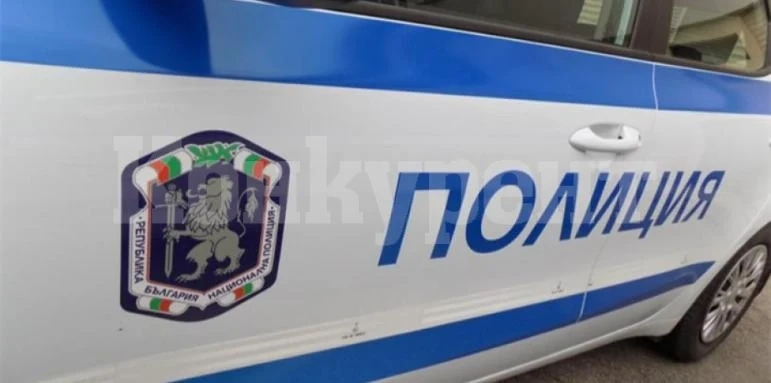 Ченгетата нахлуха в дома на 64-годишен и иззеха 3 кутии цигари без бандерол