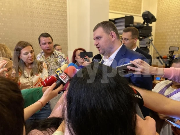 Пеевски: Няма да подкрепим идеята за лимит в мандатите на кметовете