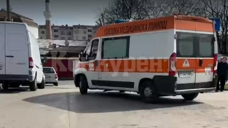 Трима души пострадаха при масов бой в Казанлък, има задържани