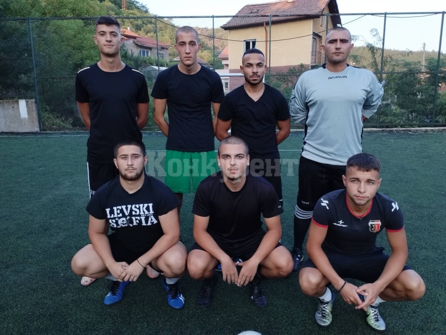 Лъвчетата треснаха лидера Лакатник и се качиха на върха в Лига Зверино