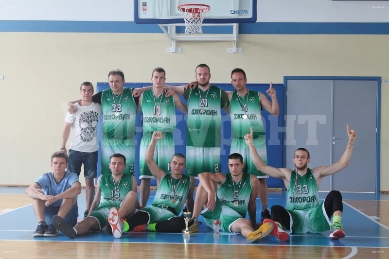 Натоварена ще е годината за БК Ботев 2012