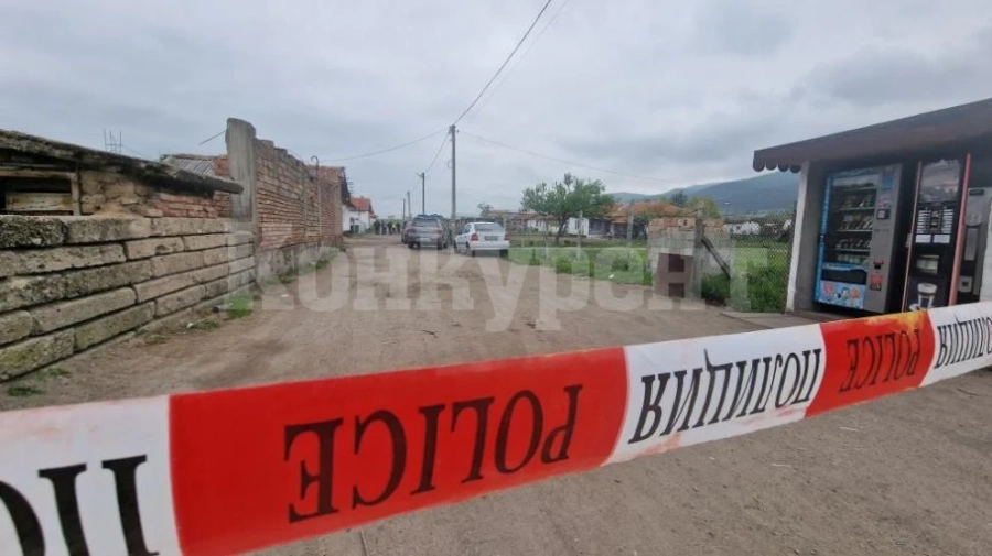 Сбиване в Полски Тръмбеш изпрати в болница мъж, има опасност за живота му