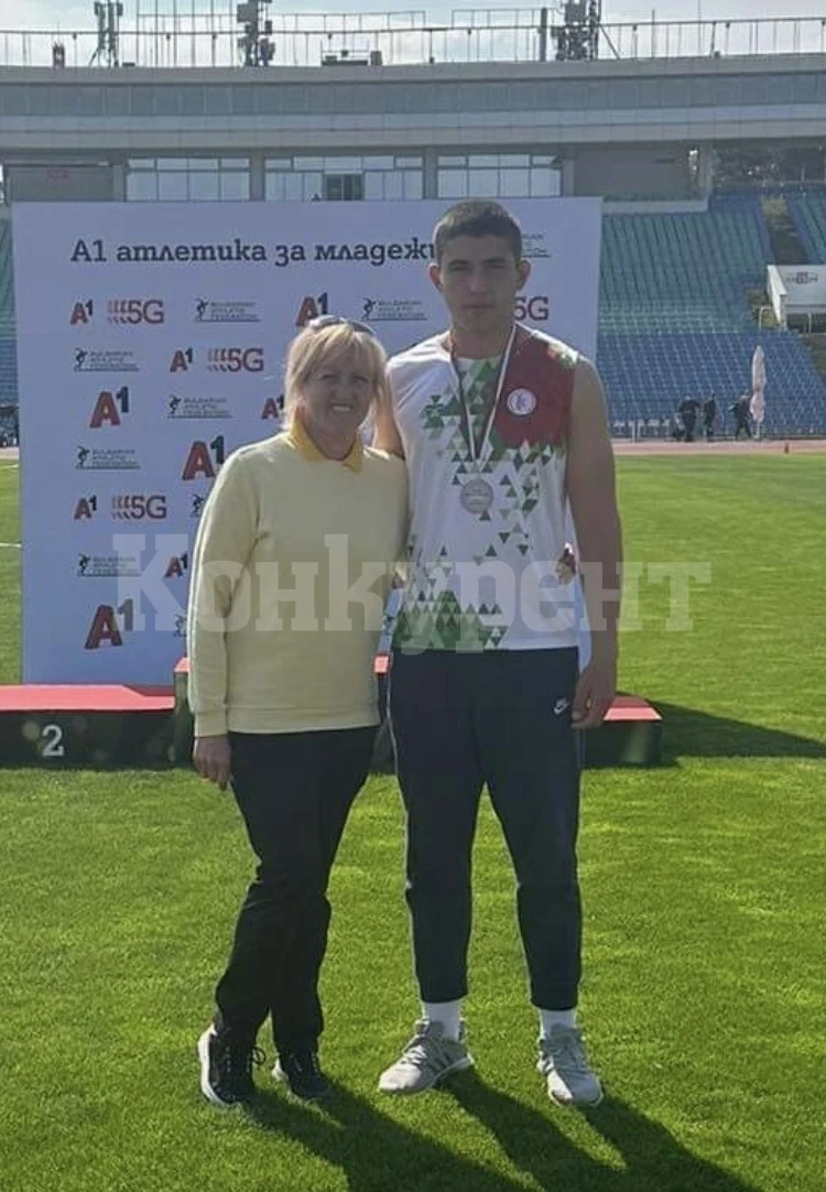 Таланти на треньорката Юлиана Борисова тръгват за участия в международни състезания