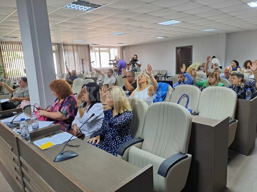 Подновяват маркировките край училища и детски градини