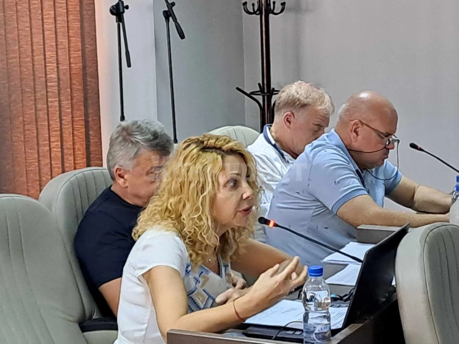 След предложение на Ирина Иванова промениха докладна за концесия
