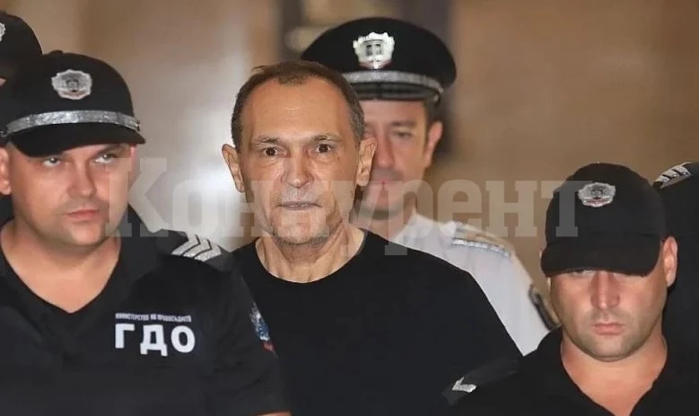 Прокуратурата назначи охрана на Васил Божков и близките му