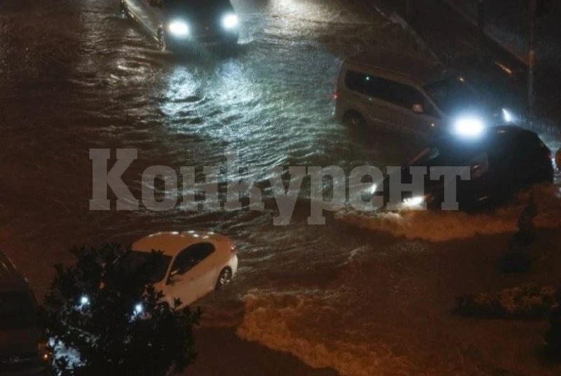 Воден ад и в Турция: Наводненията взеха жертви, има изчезнали