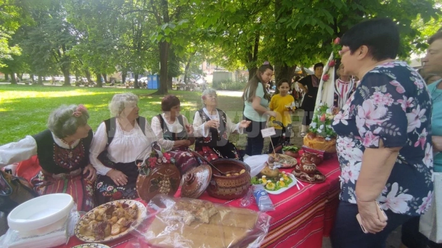 Канят на кулинарен фестивал в село Сумер
