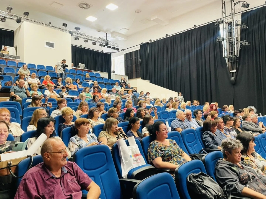 Дискутираха приоритетите в сферата на образованието във Враца СНИМКИ и ВИДЕО