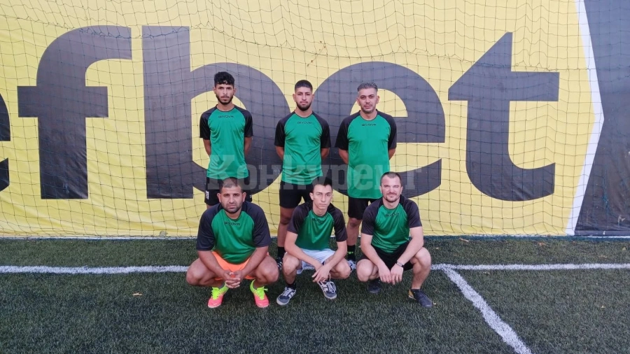 Победи за Кристали и М&М в Champioship