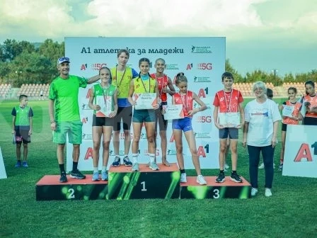 Таланти от СК Радуканови се изявиха и в Хисаря