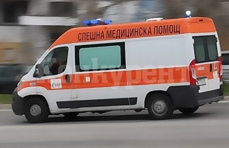 63-годишна пострада, блъснало я БМВ