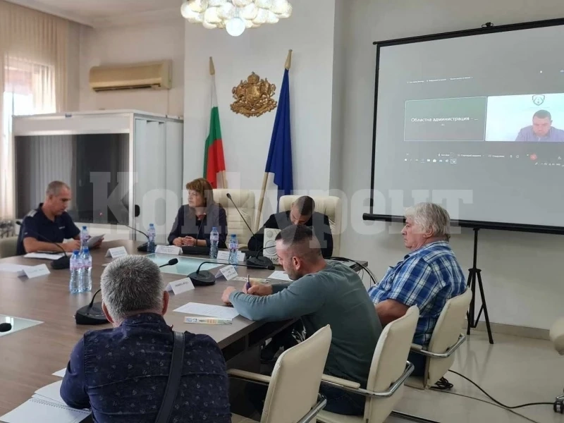 Надя Донкинска проведе заседание с Областната комисия по безопасност на движението по пътищата във Враца