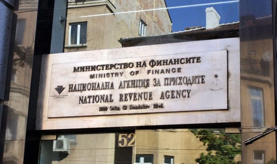 НАП: Близо 9000 физически и юридически лица са подали коригиращи декларации