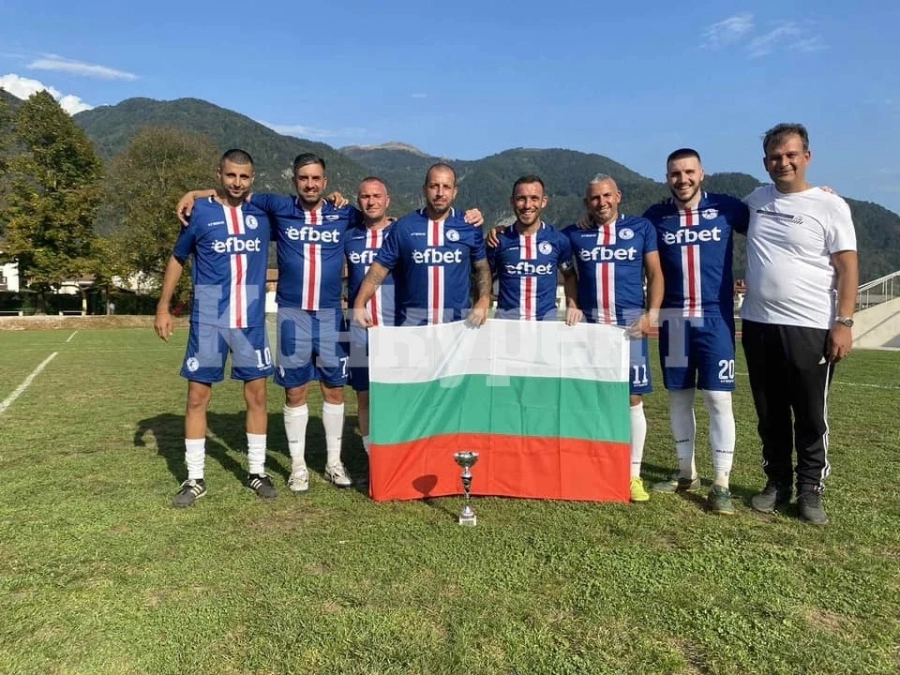 Триумф за наши полицаи в Словения, взеха купата с 5 от 5 СНИМКИ