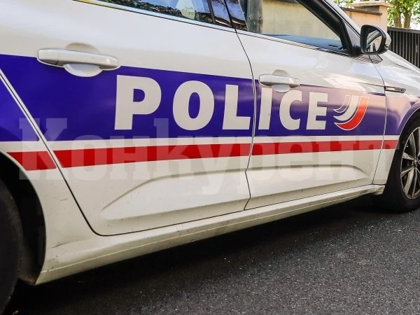 Бомбена заплаха във френското училище, в което бе убит учител
