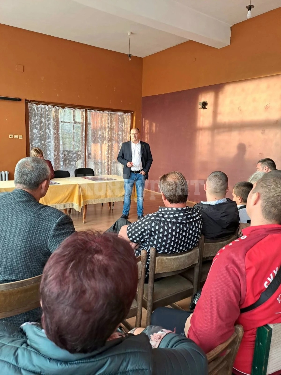 Иван Иванов се срещна с жителите на Чирен, където подкрепят БСП