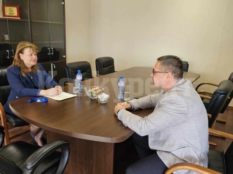 Надя Донкинска участва в работна среща