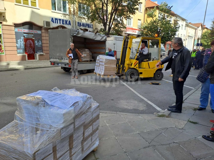 Дойдоха бюлетините за местните избори в област Враца СНИМКИ