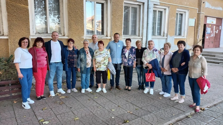 Кандидатът на ГЕРБ за кмет на село Покрайна Адриана Паскова: Искам, мога и ще го направя!