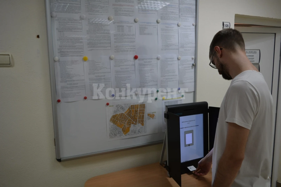 Община Монтана постави машина за гласуване за тренировка