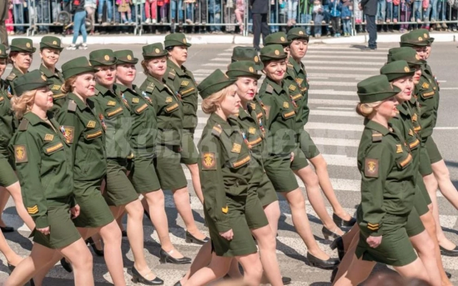 В Русия набират жени за участие в бойни действия на фронта