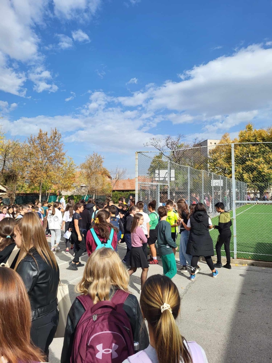 Проведоха учебна евакуация в СУ  „Васил Кънчов“-Враца