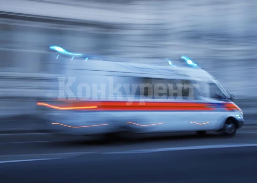 Жена в Букурещ скочи от балкон на петия етаж и падна върху минувачка