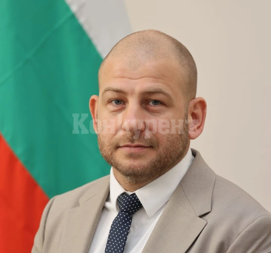 Мистерията се заплита: Ще се гласува ли и с машини?