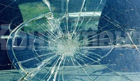 Хванаха вандала, счупил стъкло на автомобил