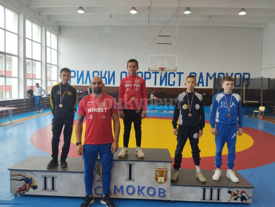 Владислав Иванов взе злато от Самоков