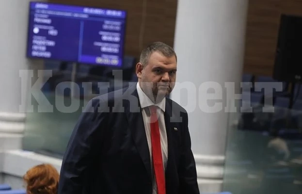 Делян Пеевски: Демокрацията може да си отиде от про-Путин партии - подкрепящите дерогацията са такива