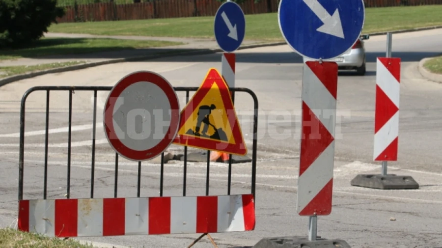 Ограничено е движението по обходния път на Враца