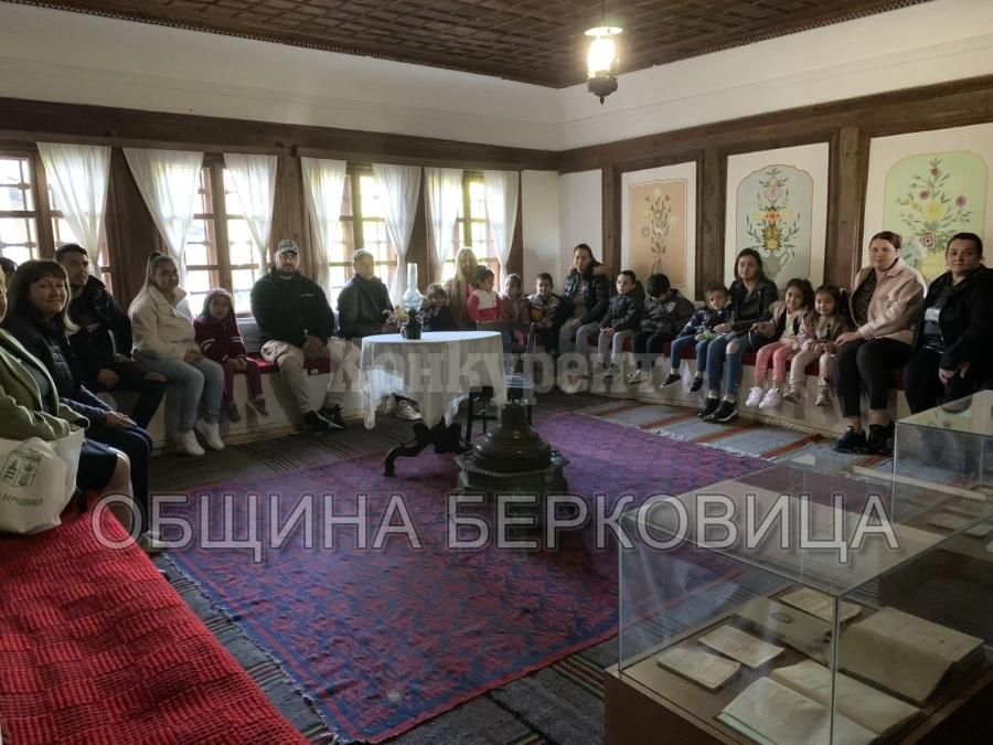 Интензивна работа с родителите в ДГ „Звънче“ в Берковица по проект за равен достъп до училищно образование 