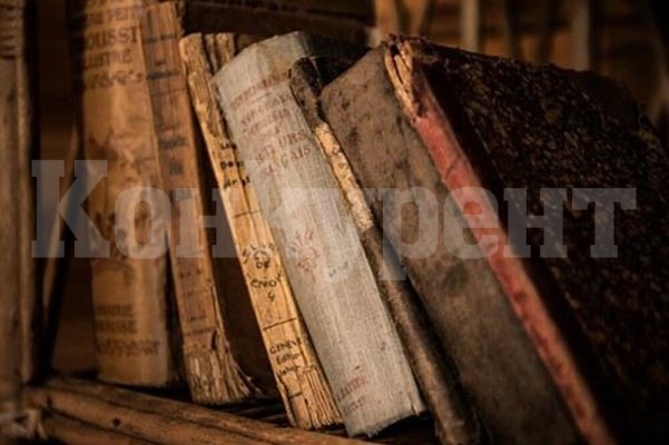 Трима грузинци са задържани във Франция за кражба на редки издания на произведения на Пушкин