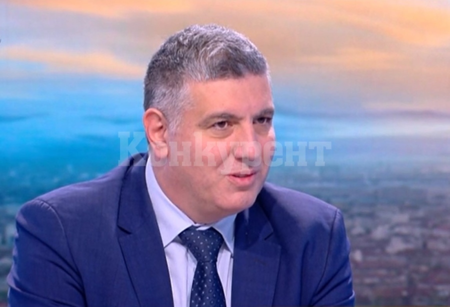 Министър Цеков: Фирмите, които не се справиха с поддържането на пътищата при усложнената обстановка от края на ноември, ще бъдат глобени