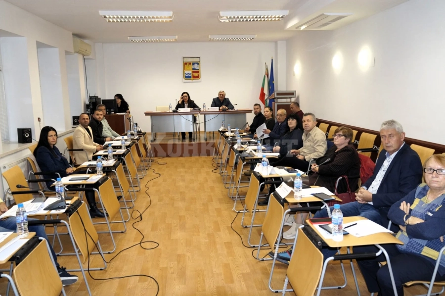 Общински съвет - Мездра прие Правилник за организацията и дейността си за мандат 2023-2027 г.