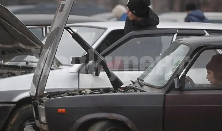 Казахстан спря производството на автомати Калашников