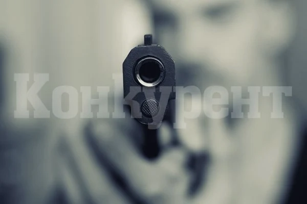 Мъж заплаши съседа си с газов пистолет в Стара Загора
