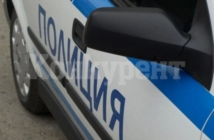 Иззеха табелите на кола, шофирана от мъж без книжка