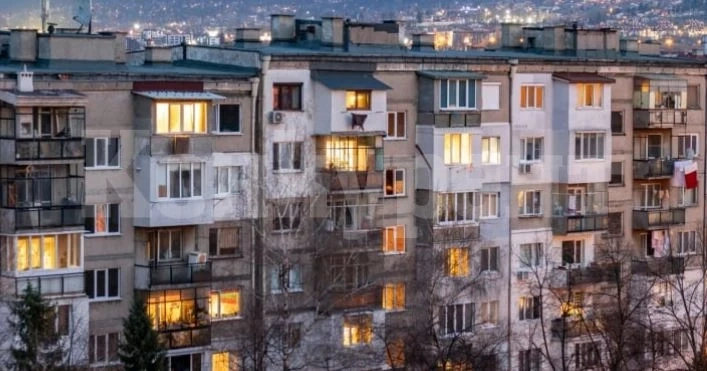 Важно решение за собствениците на земи и жилища