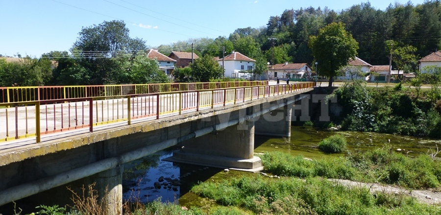 Разберете интересни факти за село Краводер 