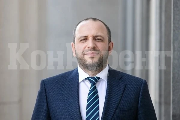 Украйна готви електронни повиквателни