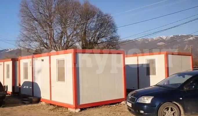 Жителите на наводнените села в Карловско ще посрещнат и тази Коледа във фургони