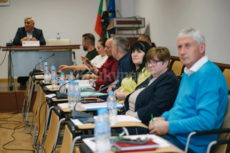 Ето какво решиха съветниците в Мездра на последното за годината заседание
