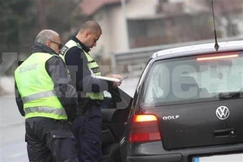 Шофьор отказа тест с дрегер, свалиха му номерата