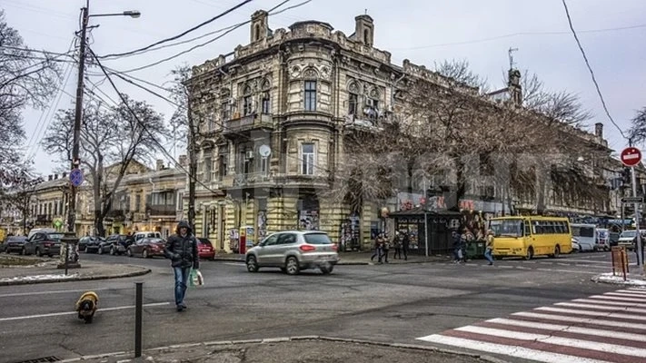 Един загинал и двама ранени в Одеса след атака през нощта